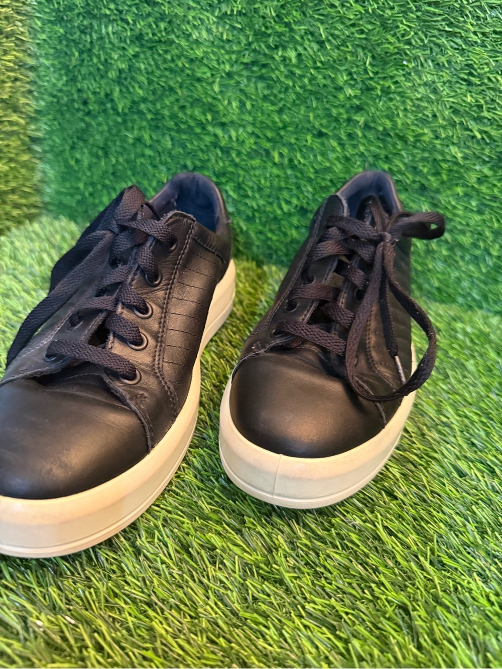 Ecco Men's Black Leather Lace-Up Platform Sneakers 7 - 7.5